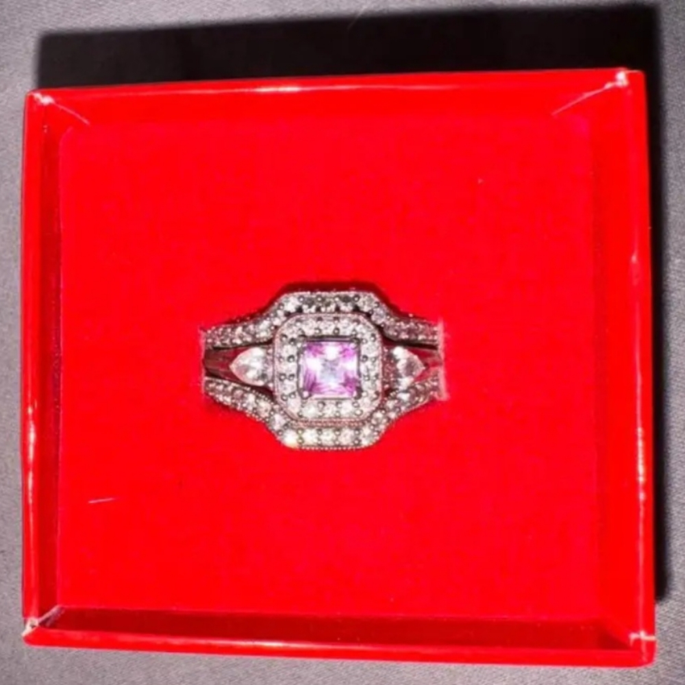 Diamond and pink sapphire wedding ring